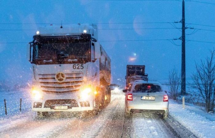 Snow and low temperatures: the country on yellow alert for slippery conditions