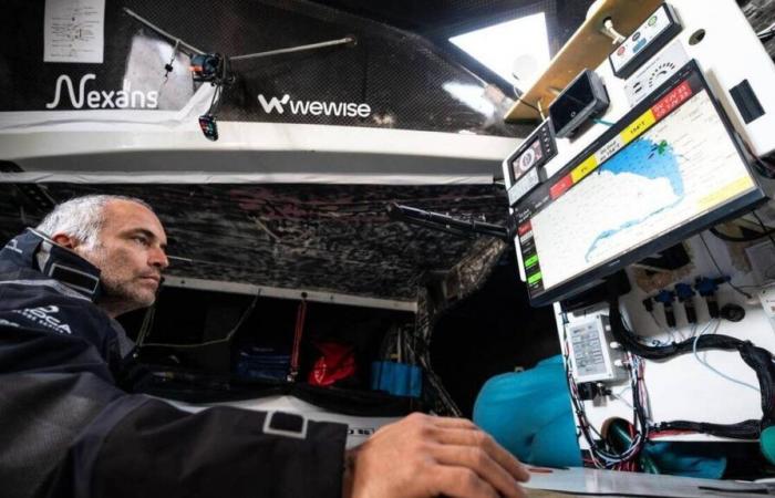 Vendée Globe. Fabrice Amedeo victim of keel damage