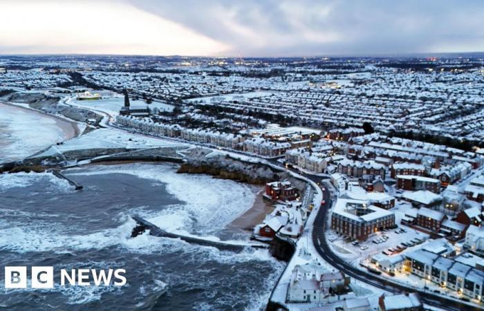 UK weather warnings for ice and snow remain in place