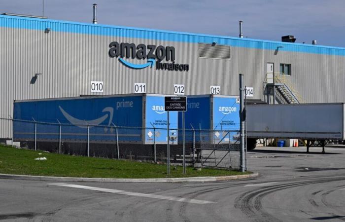 Picket in front of Amazon in Laval: employees raise their voices