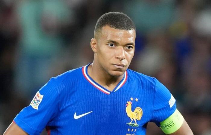 Captain's armband removed from Mbappé