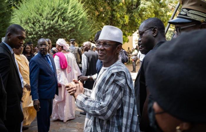 In Mali, the junta dismisses the civilian prime minister and his government