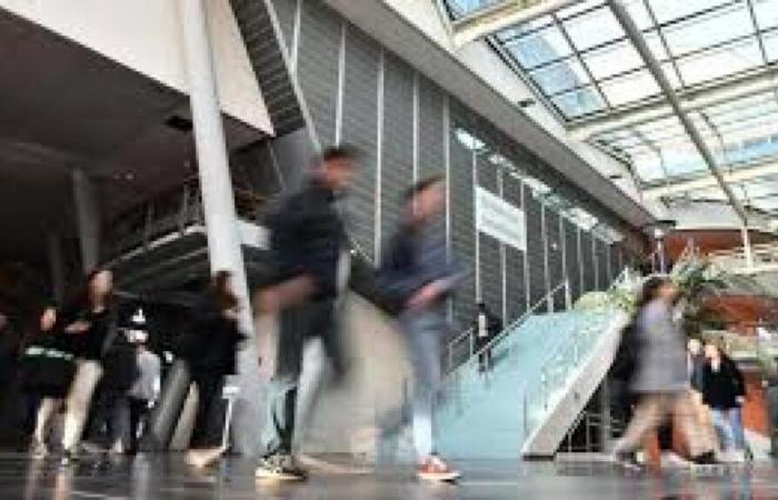 Rouen. A case of tuberculosis detected at the university and around 70 contact cases