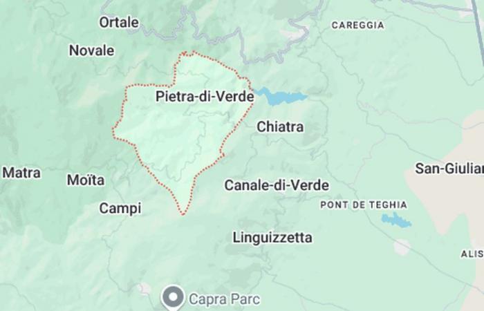 A fire breaks out near the village of Pietra-di-Verde