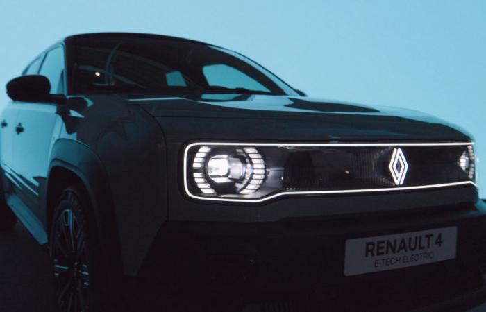 The Renault 4 E-Tech electric reveals a… bright grille design