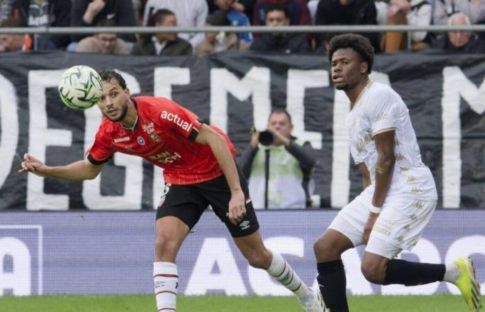 FC Lorient. Montassar Talbi already back, Kroupi and Bamba aside