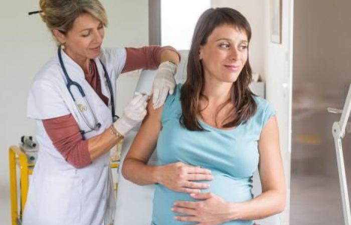 Two out of three pregnant women vaccinated against whooping cough