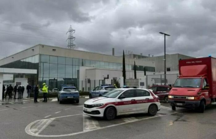 Explosion in a metallurgy company in Arezzo: four workers hospitalized