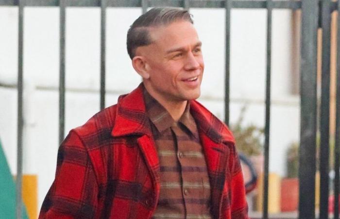 Charlie Hunnam Steps Into Ed Gein Role on Set of Ryan Murphy’s ‘Monster’