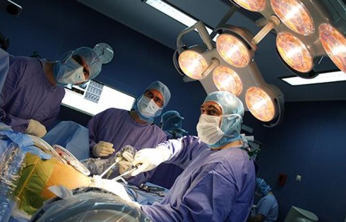 The Bordeaux University Hospital carried out the first triple cross kidney transplant in France