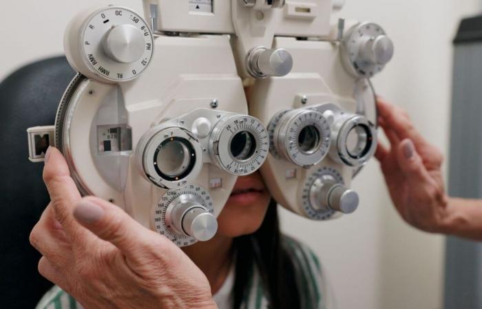 Quebec will prevent optometrists from disaffiliating with the public system by ministerial decree