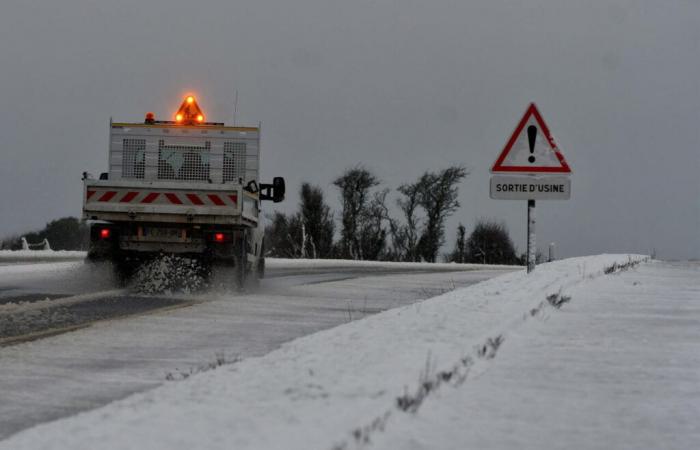 Weather report. A few centimeters of snow and ice forecast, the Channel placed on orange alert