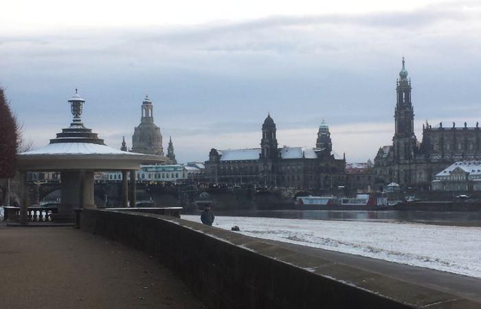 Harbingers of winter with sub-zero temperatures and lots of clouds and snow showers