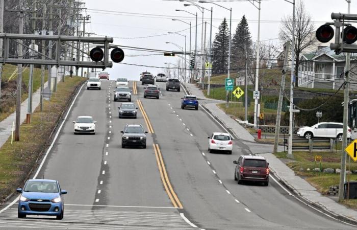 Major works planned on the Airport road: the development of a real site for observing planes is not excluded