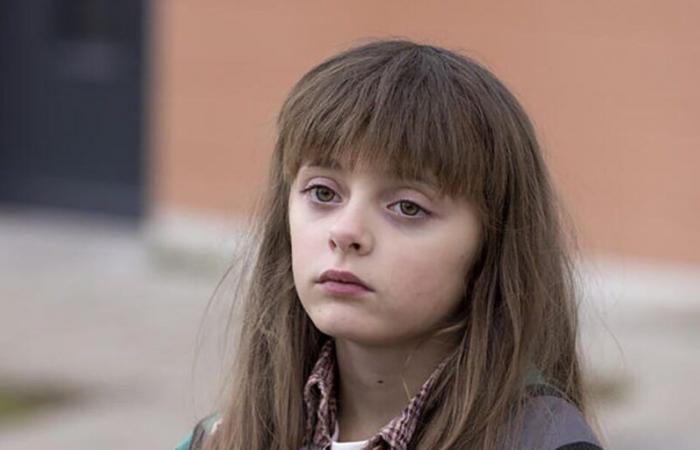 “I didn’t want to traumatize her…” Odile Vuillemin and Cécile Bois talk about Flavie Dachy (Karine), the 11-year-old actress who plays the martyred young heroine