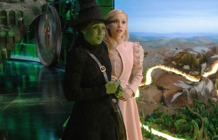 Wicked First Reviews: “Everything a Movie Musical Should Be”