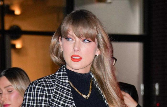 Taylor Swift Wore an Easy Outfit Trend With Gucci Heels