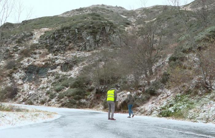 Pas-de-Peyrol closed to traffic in Cantal