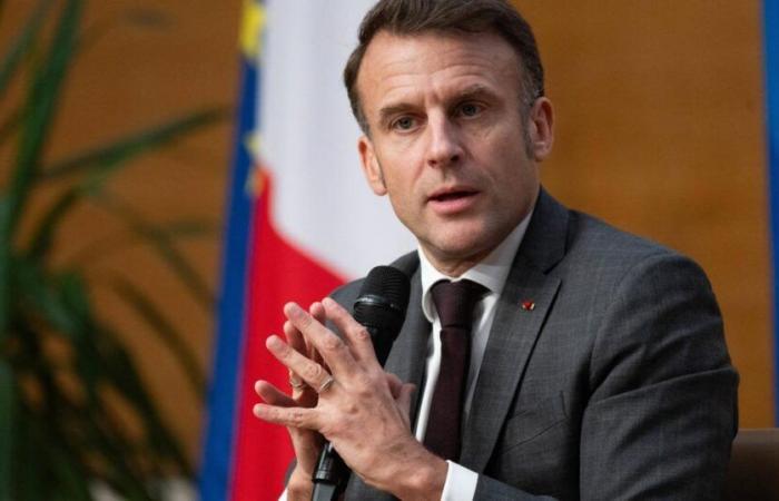 Emmanuel Macron abandoned by his faithful right arm? This rumor which has gained momentum