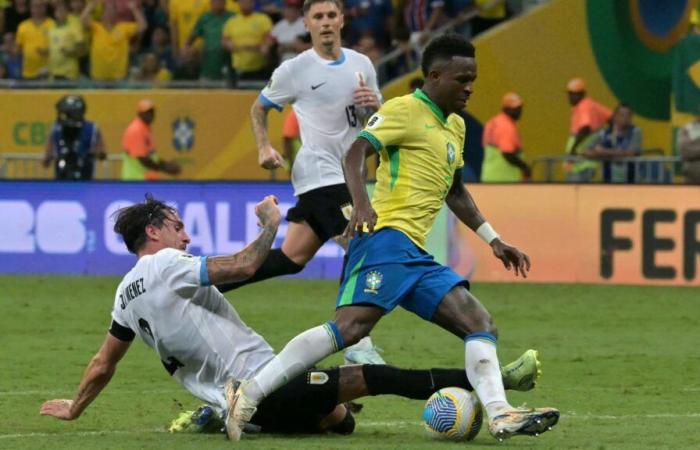 Vinicius receives certificate on his Cameroonian roots before Uruguay match