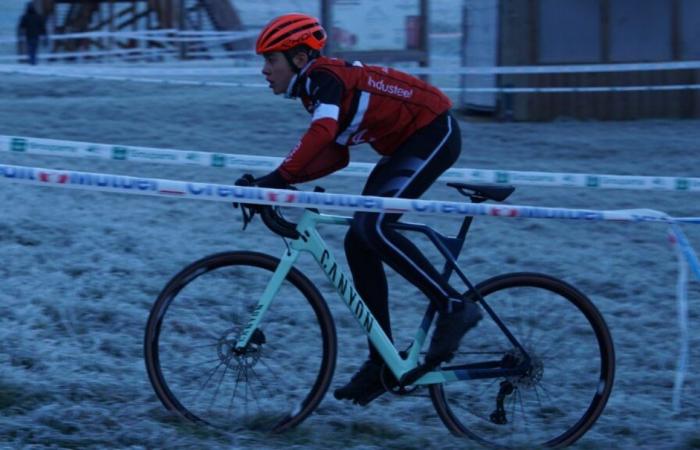 Creusot Cyclisme: Hugo Antunes on the podium at the regional cyclo cross Challenge