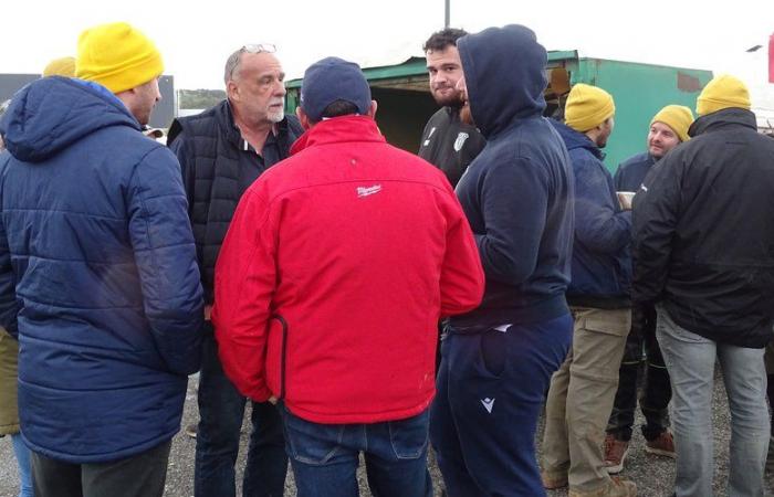 Anger of farmers: CR47 blocks the Super U purchasing center in Lot-et-Garonne