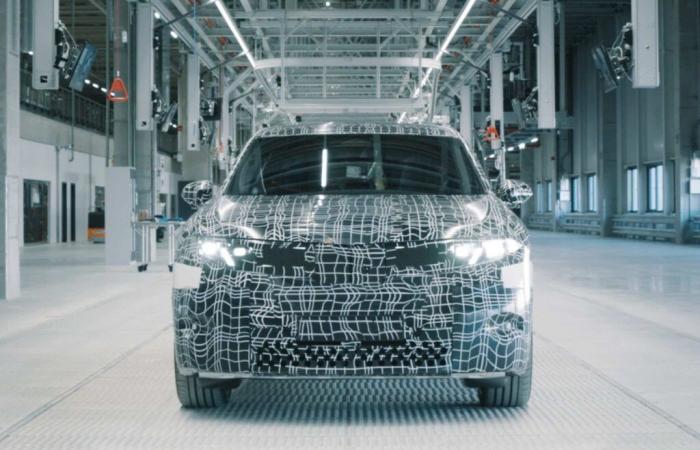 BMW is testing the assembly of its future Neue Klasse electric SUV