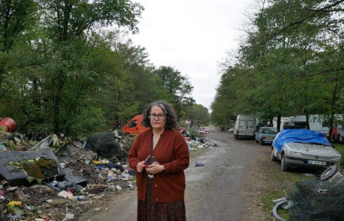 the inhabitants of the Chemin des Limites camp, forgotten for thirty years