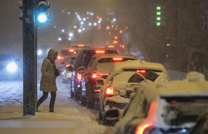 First snows cause disruption in Switzerland