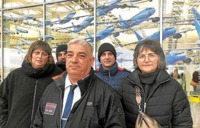 LIVE – angry Finistère taxis largely block the Pen-ar-C’hleuz roundabout, meeting in progress at the sub-prefecture [Vidéo]