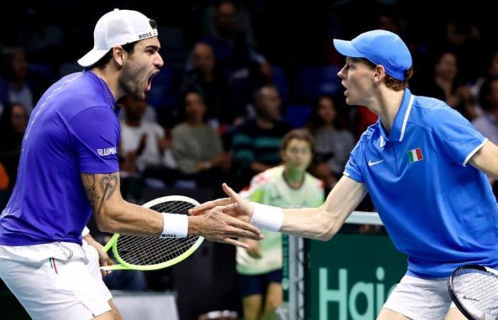 Sinner raises Italy with Berrettini, it’s the semi-final: Argentina ko in the doubles!