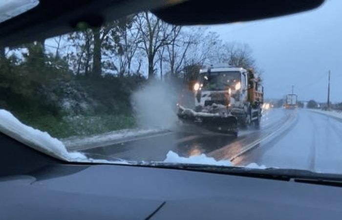 IN PICTURES. Strong winds, snow and ice. How Caetano raged today in Brittany… and will rage again tomorrow!