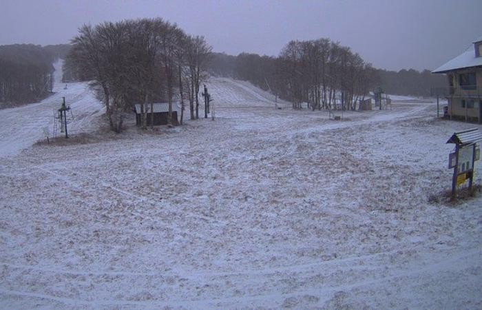 The first snows whiten Aubrac despite unpredictable weather