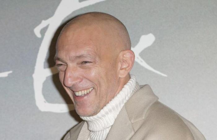 Vincent Cassel surprises with his completely shaved head