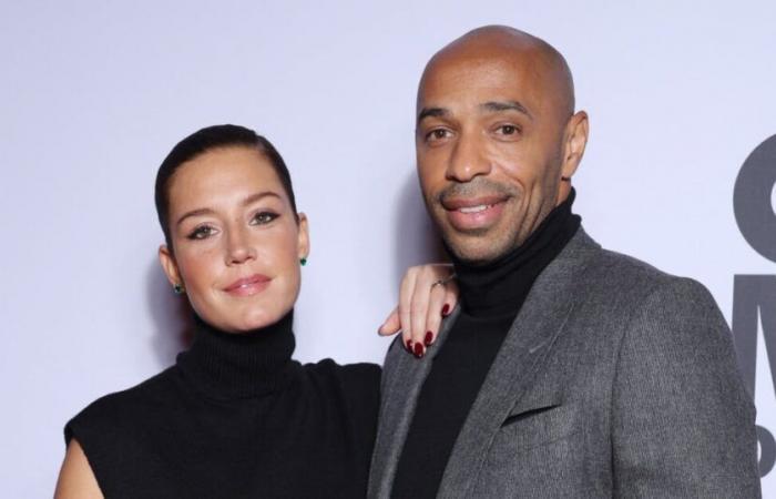 Adèle Exarchopoulos irresistible in a low-cut dress alongside Thierry Henry and his sublime wife