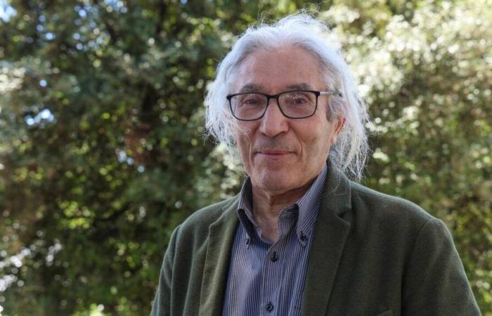 Writer Boualem Sansal arrested in Algeria according to media, Emmanuel Macron says he is “worried”