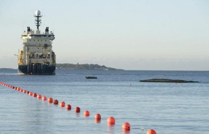 a French ship sent to the rescue off the coast of Sweden