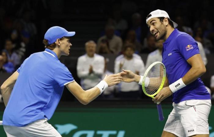 Sinner and Berrettini sink Argentina in doubles