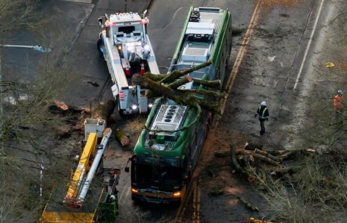 Bomb cyclone kills 2, knocks out power in Washington and Seattle as a new threat arrives for the West Coast