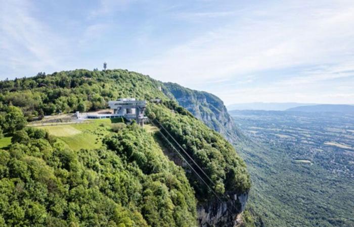 the 2024 Silver Équerre grand prize awarded to the Salève cable car station