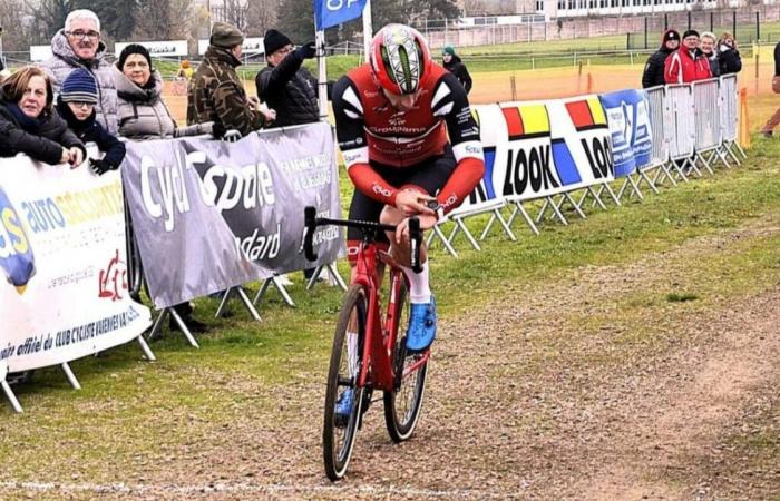 Creusot Cyclisme: Hugo Antunes on the podium at the regional cyclo cross Challenge