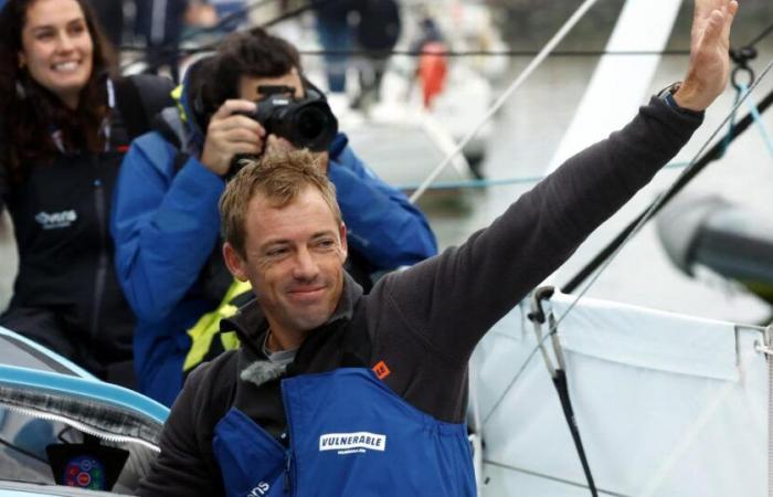 Thomas Ruyant first skipper to cross the equator, without beating Alex Thomson’s record