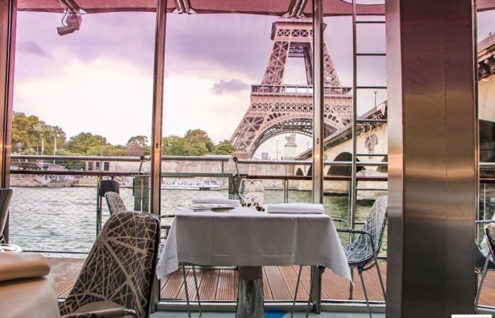 New Year's Eve 2024-2025: Dinner cruises and evenings on the Seine in Paris