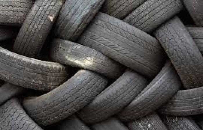 Alert/Transport: 24 tonnes of used tires bound for Senegal seized from Italy