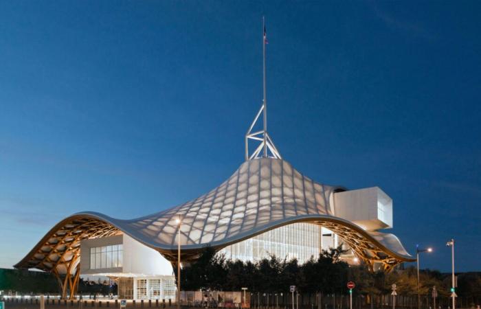 The Center Pompidou-Metz creates the program for an experimental school with Maurizio Cattelan