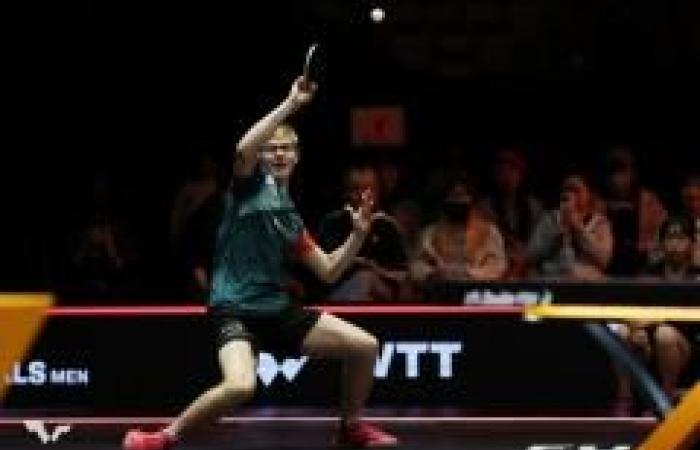 Alexis Lebrun facing world number 2