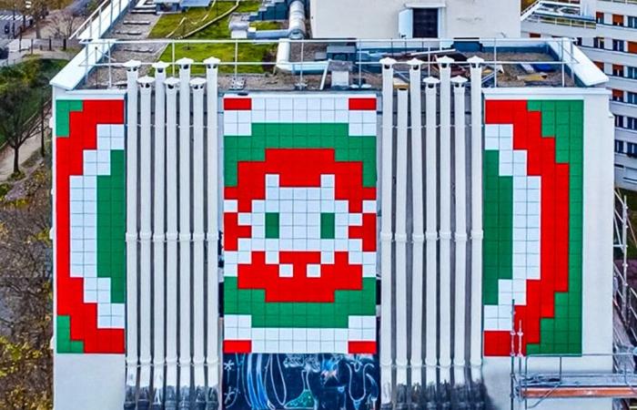 Street art in Paris: Invader unveils a giant work above the Place d’Italie