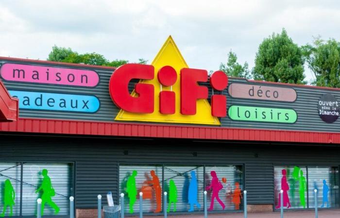 up against the wall, the Gifi bazaar brand is looking for a buyer