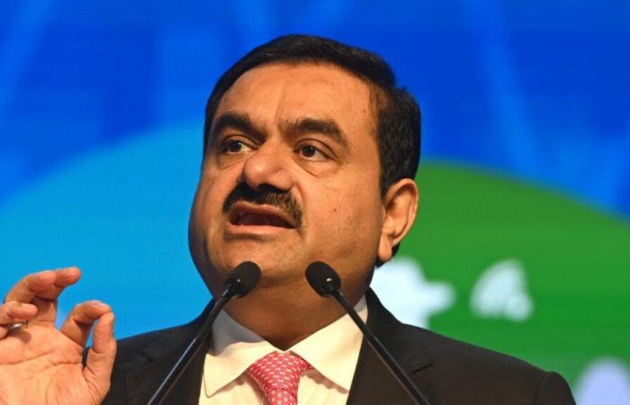 Indian tycoon Gautam Adani indicted for corruption in the United States, his group falls on the stock market