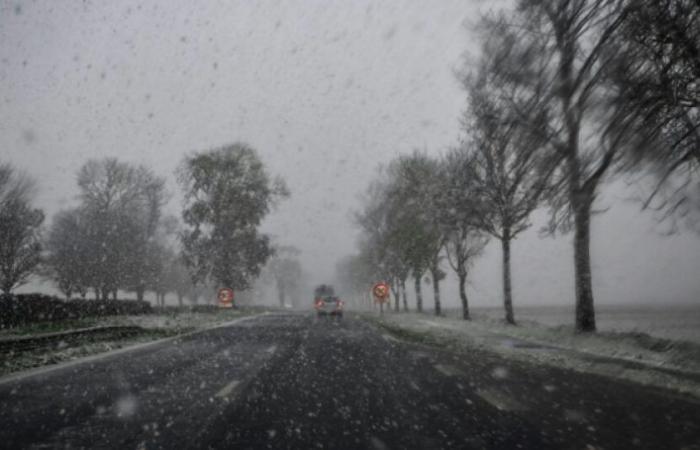 Storm Caetano: “difficult” traffic in the West, snow reaches the capital: News